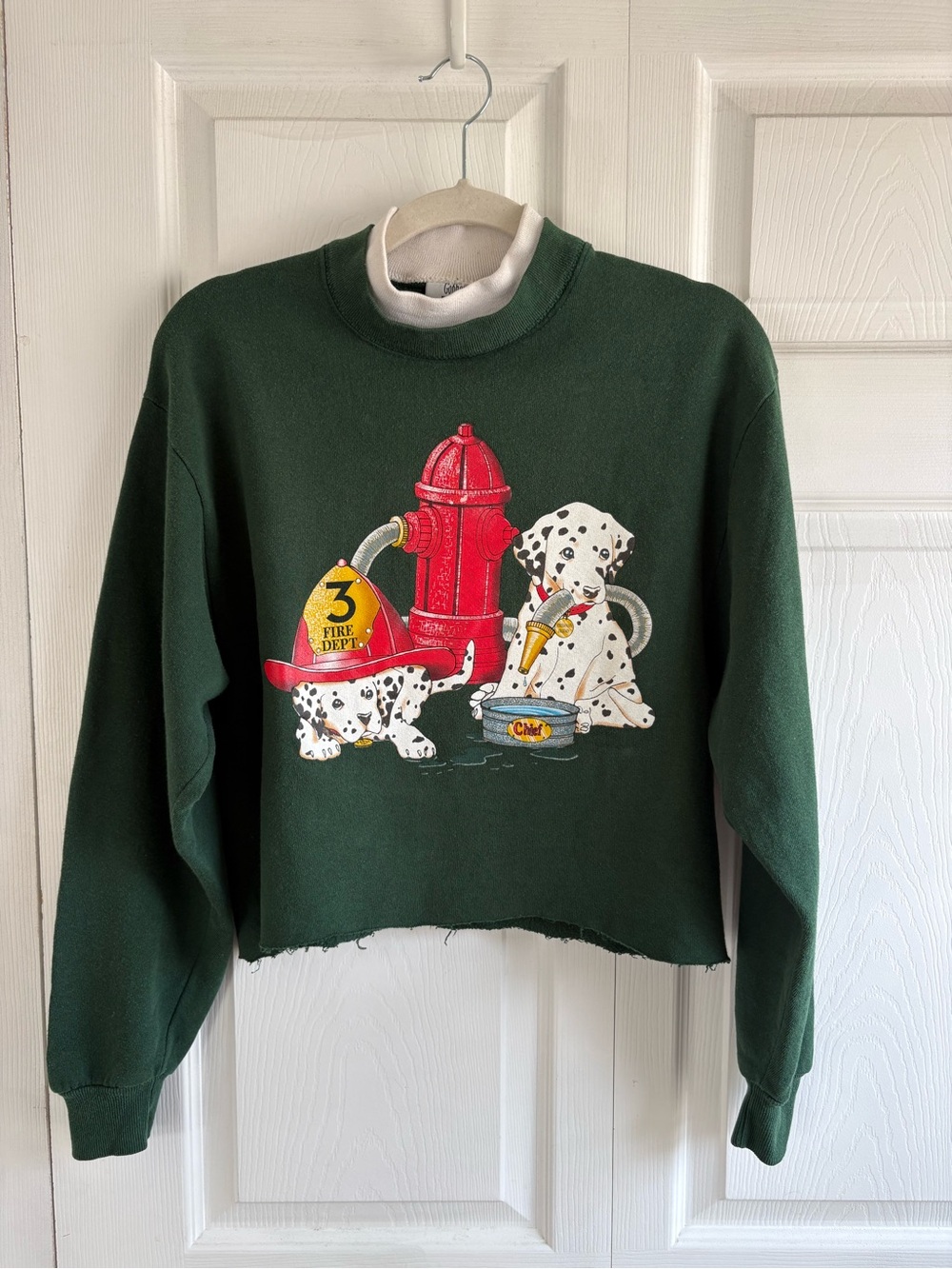 Gopher VNTG Disney 90s Dalmatian Puppies Fire Dept Crewneck Sweater M Cropped